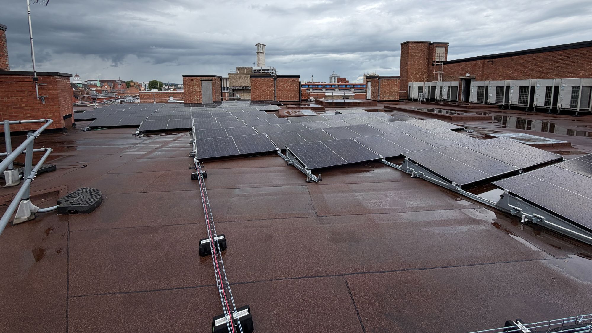 Maidstone retail site rooftop solar panels